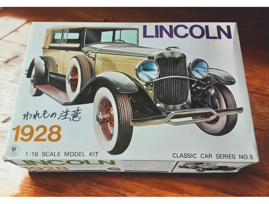 1/16 LINCOLN 1928 Classic Car Series N°5 (Gakken 1982)