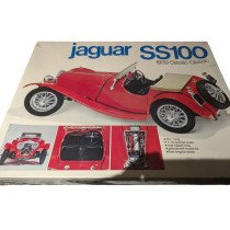 1/16 Jaguar SS100 1939...