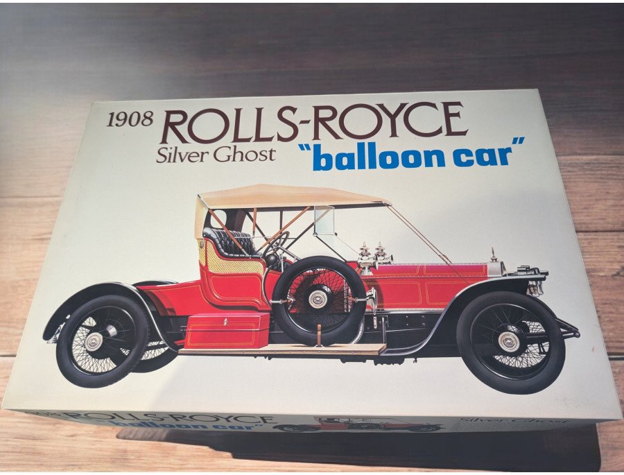 1908 Rolls-Royce Silver Ghost "Balloon Car" (Bandai)